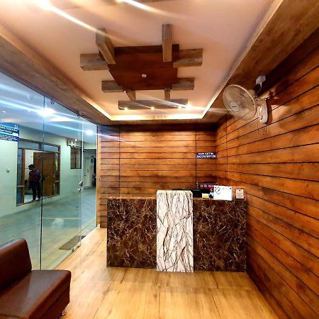 Veekay Residency Hotel Bangalore Buitenkant foto