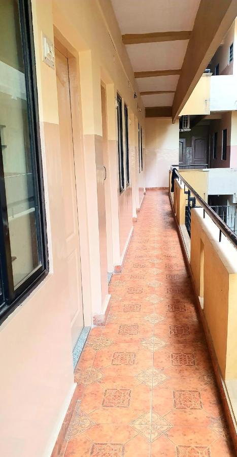 Veekay Residency Hotel Bangalore Buitenkant foto